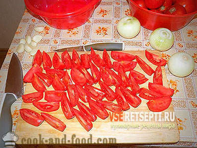 Söt sallad röda tomater på vintern