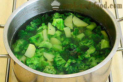 Puré av broccoli soppa med grädde