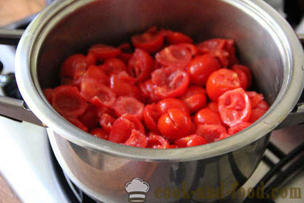 Hemlagad ketchup från tomater