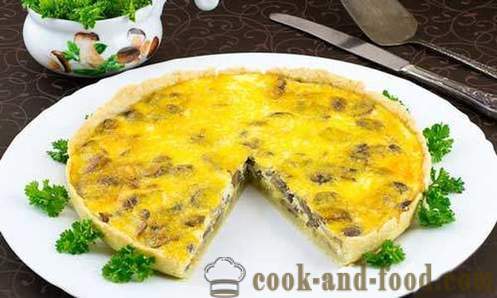 Open paj med svamp och ost