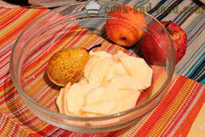 Frukt kaka med äpplen och päron