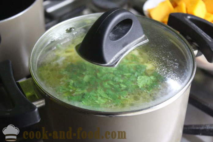 Spån soppa med kyckling och potatis - hur man förbereder en läcker potatissoppa med nudlar och kyckling, med en steg för steg recept foton