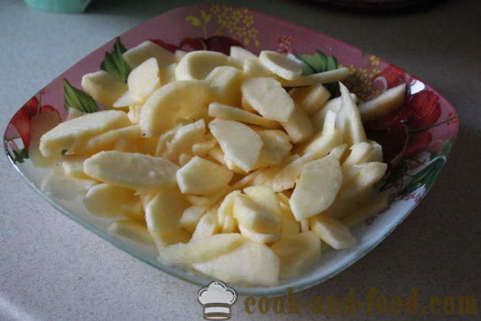 Tsvetaeva s äppelpaj recept är en klassisk tur-baserad Tsvetaeva tårta med foto