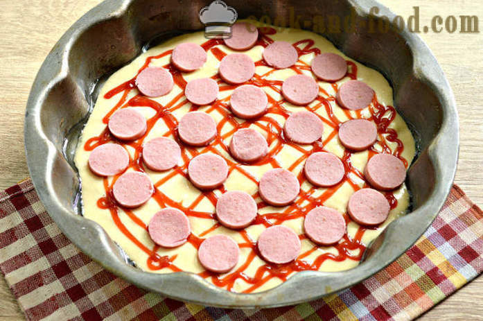 Hemlagad pizza på en smet utan jäst - hur man förbereder en snabb pizza i en pizzeria, en steg för steg recept foton