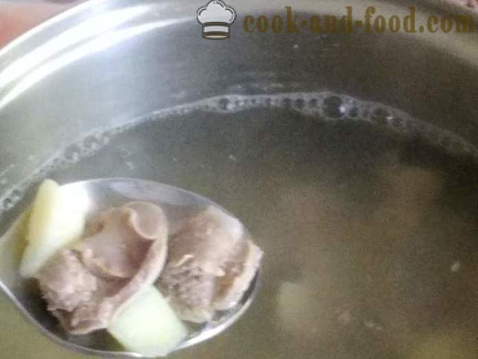Soppa med kyckling krås, nudlar och potatis - hur man lagar soppa med kyckling krås, steg för steg recept foton