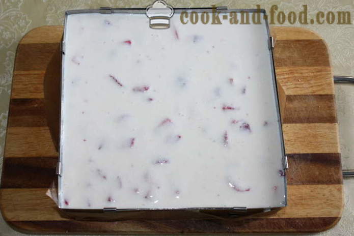 Kvarg tårta med jordgubbar utan bakning - hur man lagar cheesecake med jordgubbar, en steg för steg recept foton