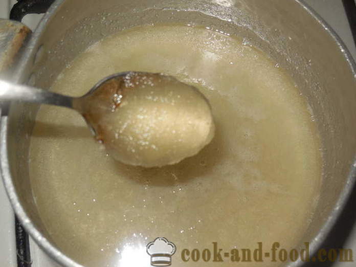 Isbildning med gelatin för påsk kaka - hur man förbereder glasyr utan ägg, steg för steg recept foton