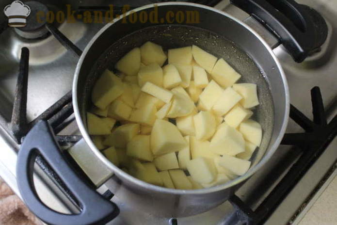 Tjeckiska potatissoppa med svamp - hur man lagar tjeckiska soppa med svamp, ett steg för steg recept foton