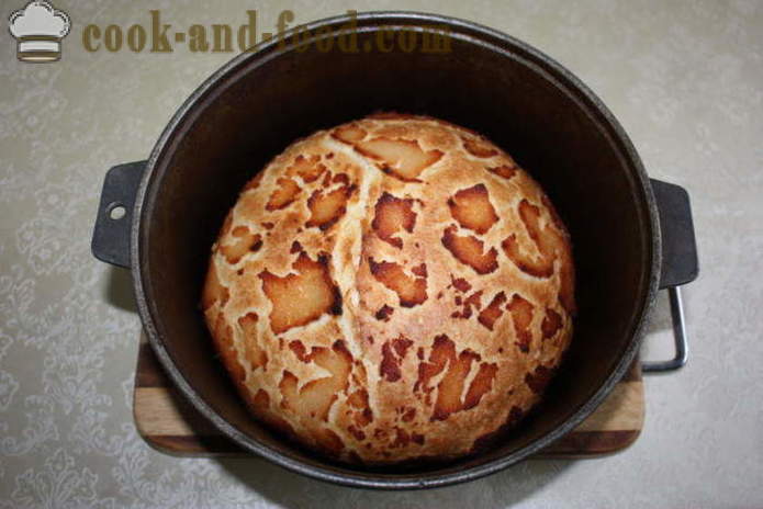 Hemlagad bröd med en skarp i ugnen - hur man bakar vitt bröd hemma, steg för steg recept foton