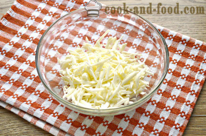Sallad med kyckling och ost - hur man lagar kyckling sallad med smält ost, en steg för steg recept med bilder och video