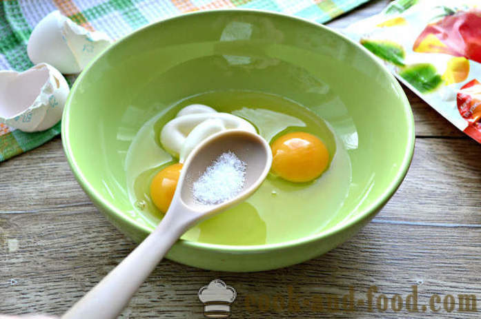 Ägg rullar med stärkelse och majonnäs - hur man gör pannkakor till ägg sallad, en steg för steg recept foton
