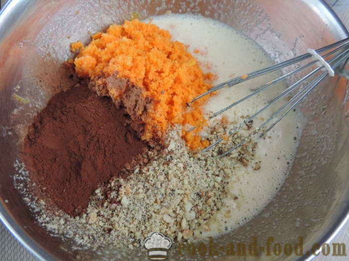 Det enklaste choklad morotskaka med vegetabilisk olja - hur man lagar morotskaka i ugnen, med en steg för steg recept foton
