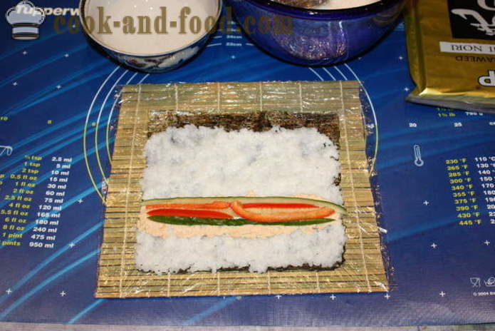 Läckra och enkla pålägg för sushi - hur man gör sushi hemma, steg för steg recept foton