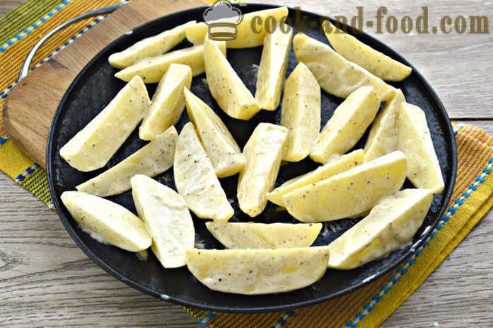 Potatis med majonnäs i ugnen - som bakade potatis i ugn med majonnäs, en steg för steg recept foton