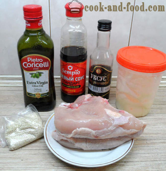 Läcker kyckling med sesam och soja - både läckra att laga kyckling i ugnen, med en steg för steg recept foton