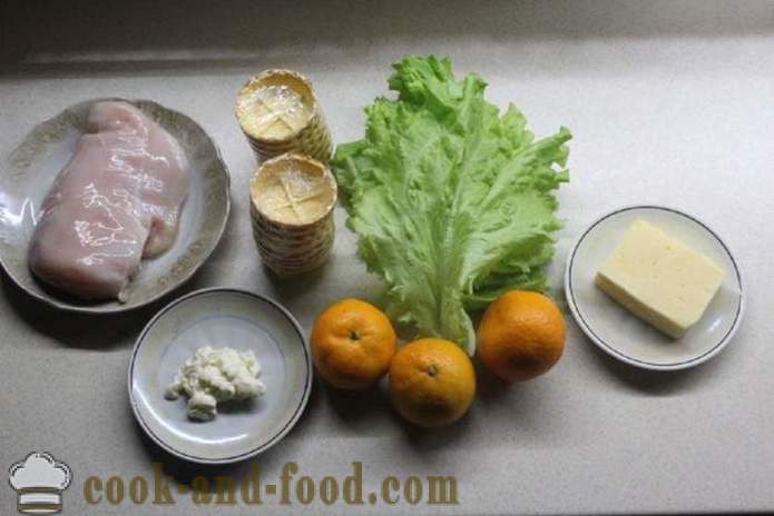 Nyårs sallad med kycklingbröst och mandarin - hur man förbereder en sallad med kyckling och mandariner, ett steg för steg recept foton