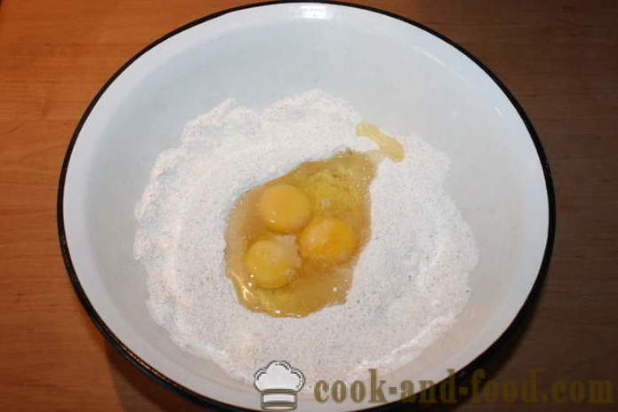 Kyckling nudelsoppa hemma - hur man lagar soppa med hemgjorda nudlar, steg för steg recept foton