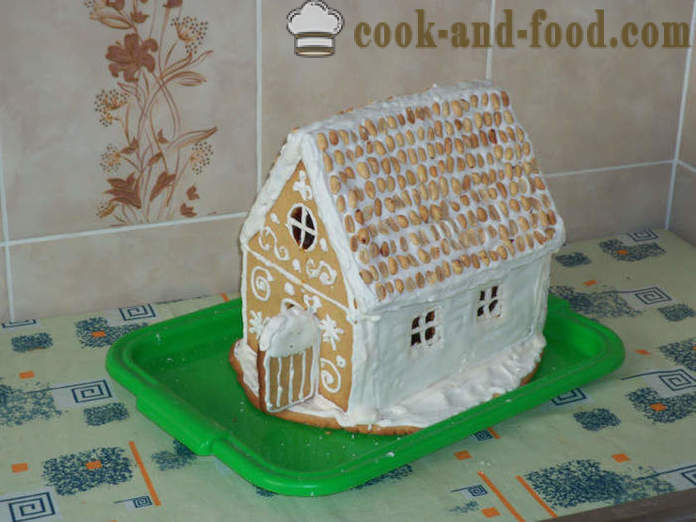 Gingerbread House - gradvis mästarklass, hur man bakar en pepparkakshus hemma, steg för steg recept foton