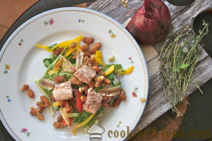 Franska Salade Niçoise classic - med tonfisk och bönor, hur man förbereder en sallad med tonfisk, steg för steg recept foton