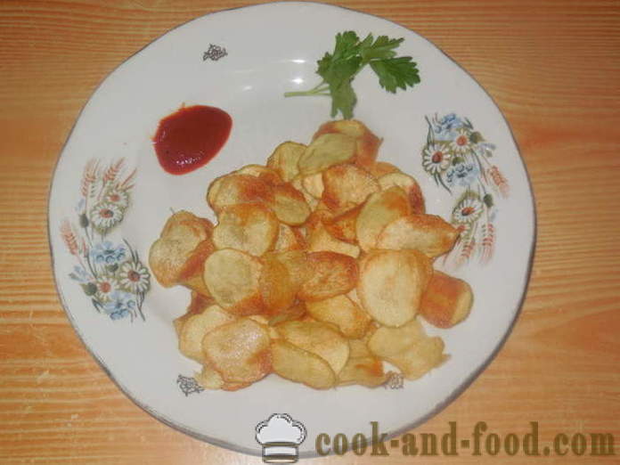 Chips från potatis i en kastrull - Hur man gör chips från huset, steg för steg recept foton