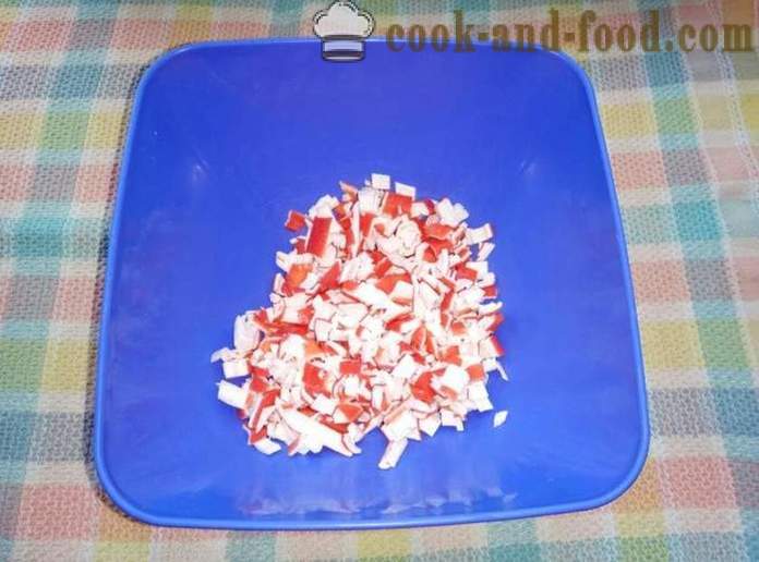 Pitabröd med krabba pinnar med ägg och majonnäs - Hur man gör krabba roll lavash, ett steg för steg recept foton