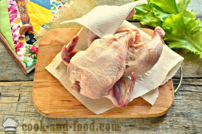 Kyckling bakas i hylsan helt - hur man bakar kyckling i ugnen, med en steg för steg recept foton