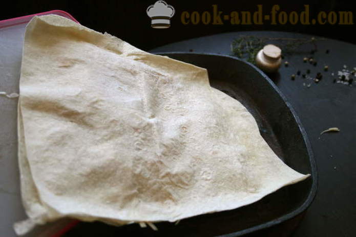 Kuvert fyllda med pitabröd på grillen för en picknick - hur man lagar en läcker pitabröd fyllda med hem, steg för steg recept foton