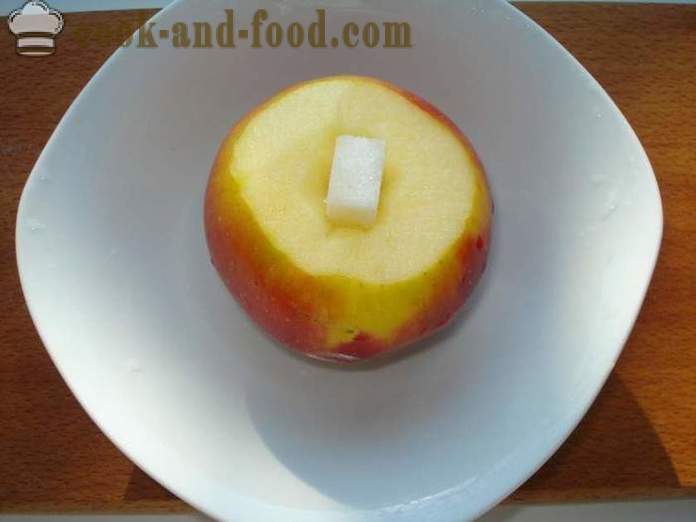 Bakade äpplen i mikrovågsugn - hur man lagar äpplena i en mikrovågsugn, ett steg för steg recept foton
