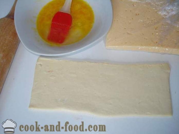 Hemlagad ost i smördegs pinnar till öl - hur man lagar ost pinnar hemma, steg för steg recept foton