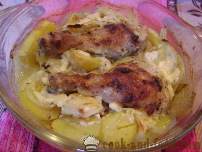 Kycklingklubbor med potatis i ugn - hur man lagar en läcker kyckling kycklingben med potatis, en steg för steg recept foton