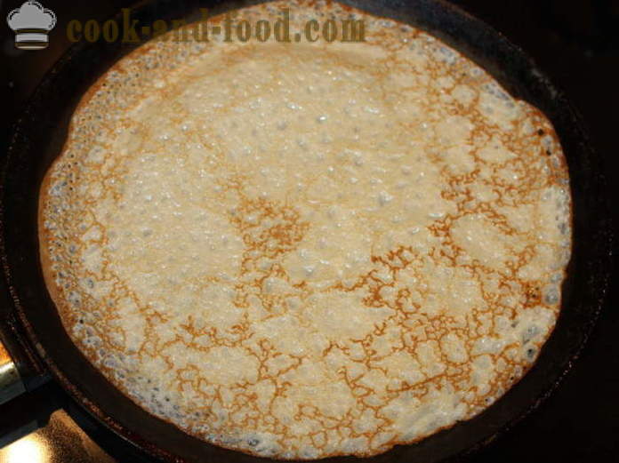 Mandel crepes med hål - hur man bakar pannkakor tunna med hål, en steg för steg recept foton
