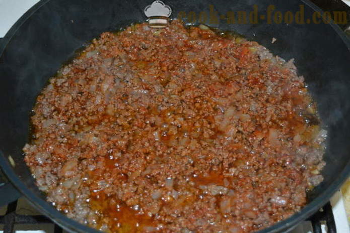 Makaroner gryta med köttfärs och bechamelsås - hur man lagar pasta gryta i ugnen, med en steg för steg recept foton