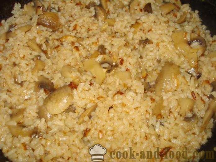 Svamprisotto med svamp - hur man lagar risotto hemma, steg för steg recept foton