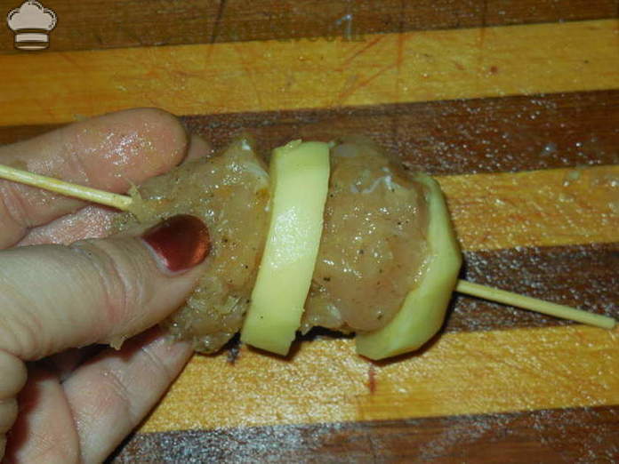 Potatis med köttfärs bakas i ugnen på spett - hur man bakar potatis med köttfärs i ugnen, med en steg för steg recept foton