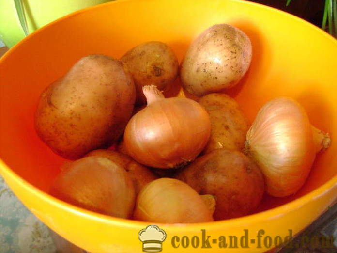 Jäst paj med potatis och svamp - hur man lagar en paj med svamp och potatis, med en steg för steg recept foton
