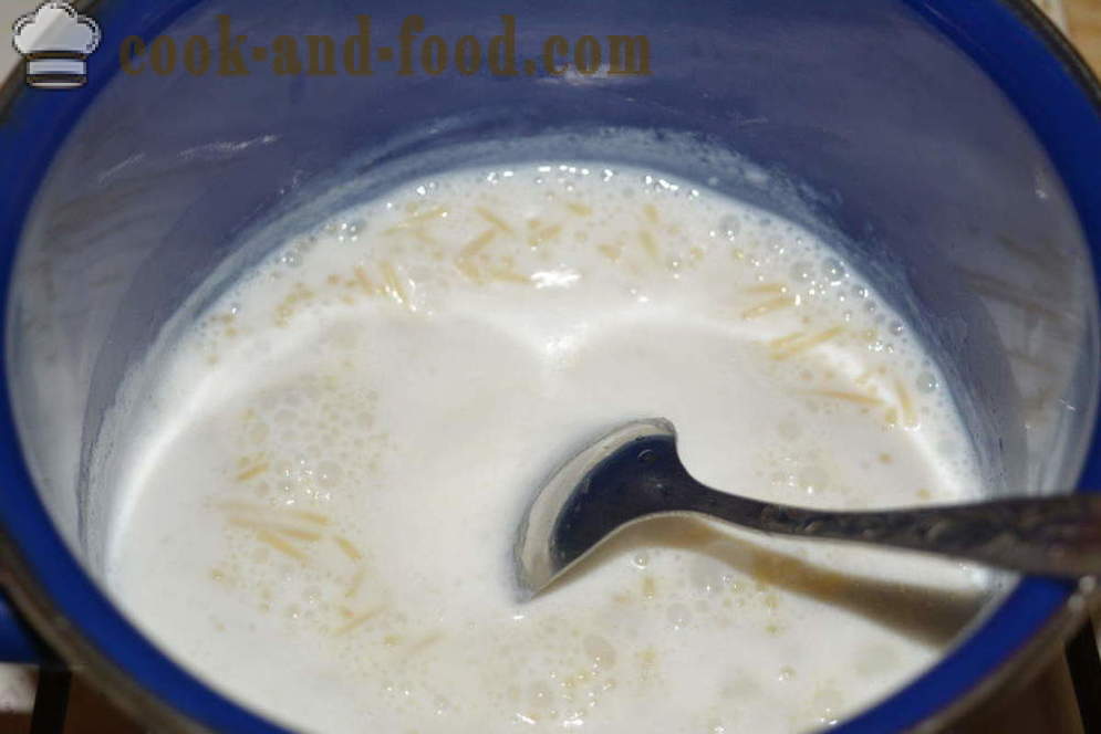 Mjölk spån för barn - hur att brygga mjölk nudlar i pannan, en steg för steg recept foton