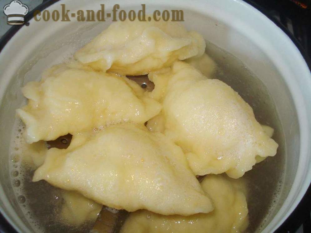Dumplings med potatis och lök - hur man gör dumplings med potatis, en steg för steg recept foton