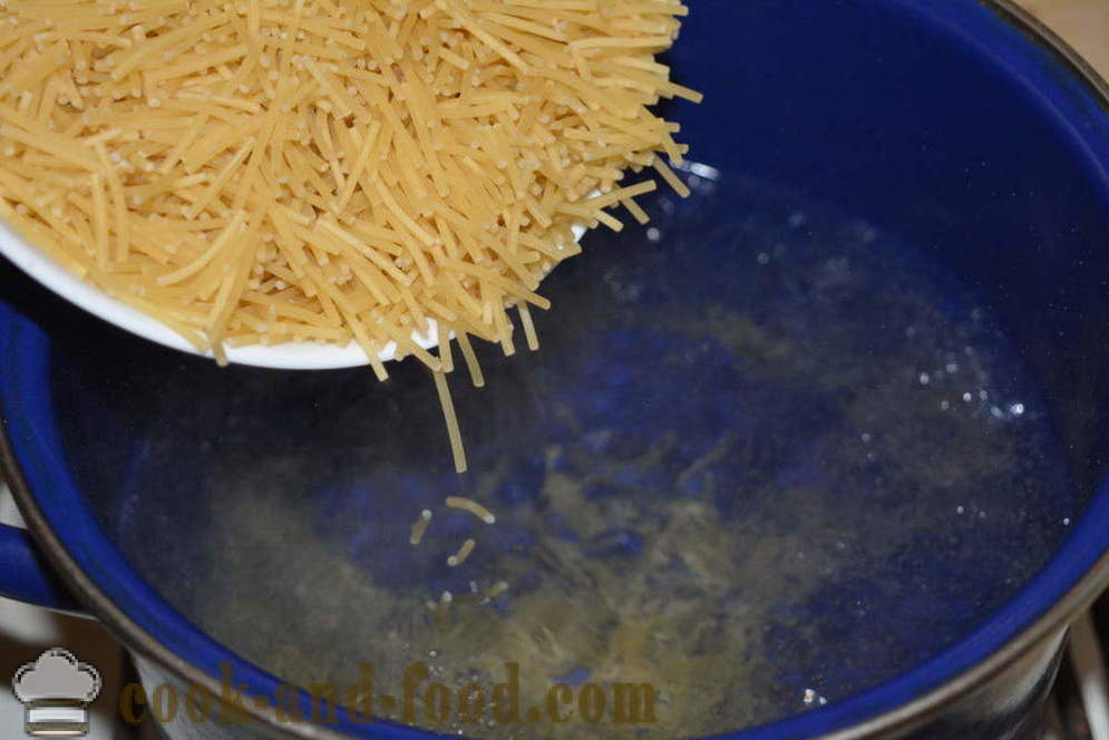 Hur man koka nudlar till garnering - hur man lagar pasta för att hålla den sitter ihop, steg för steg recept foton