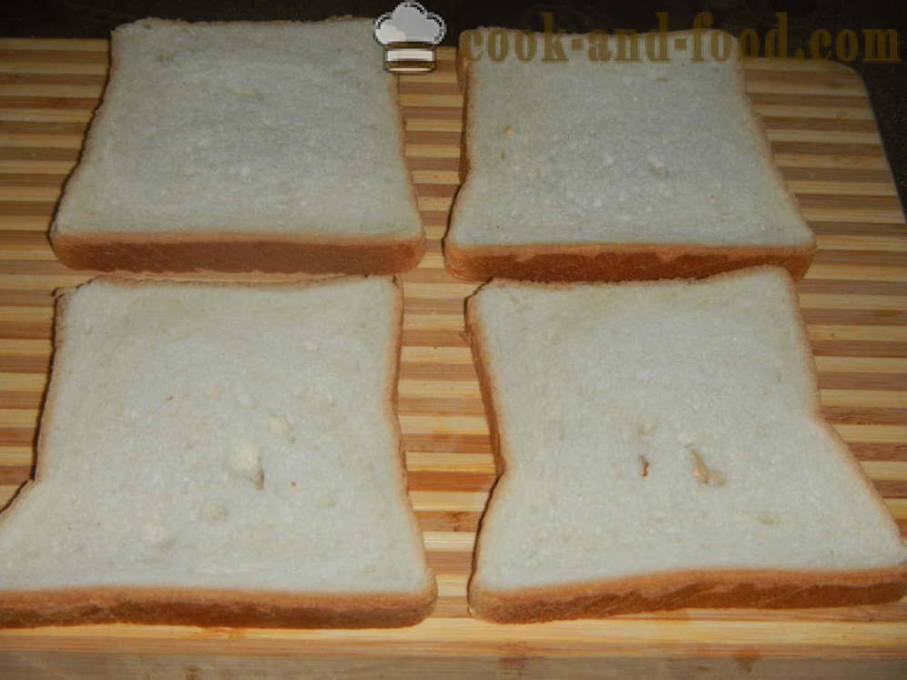 Varma smörgåsar med ägg i ugnen - hur man gör en varm smörgås med ägg, korv och svamp, en steg för steg recept foton