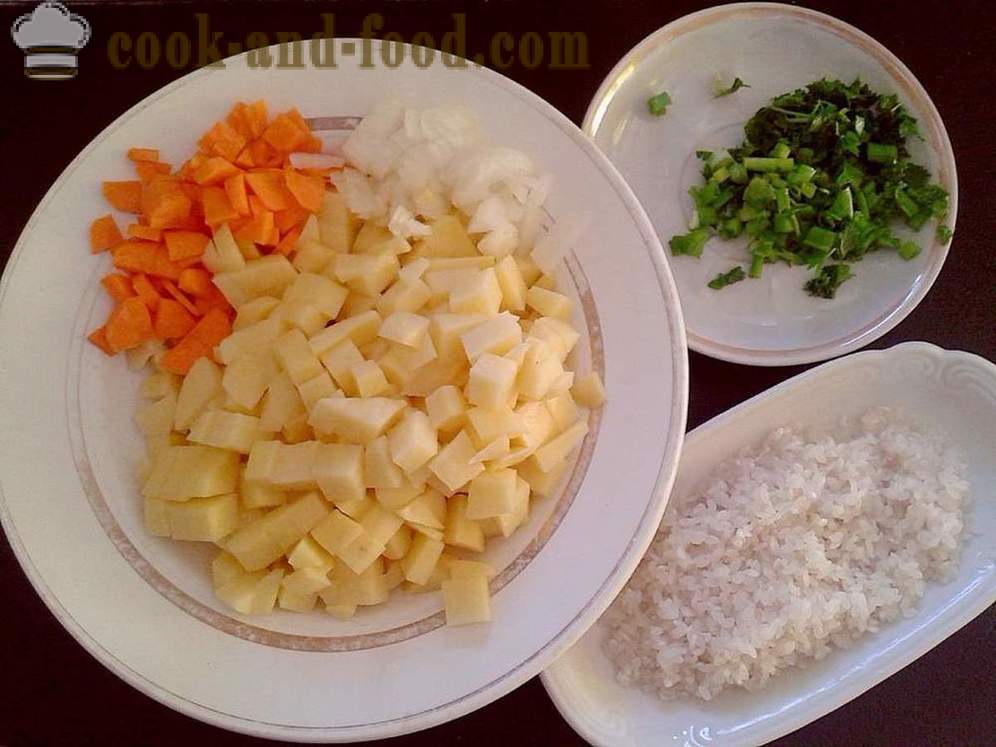 Enkel soppa med köttbullar och ris - hur man lagar soppa med köttbullar i multivarka, steg för steg recept foton