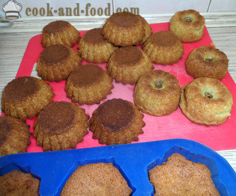 Enkla muffins på yoghurt eller gräddfil med mannagryn - hur man gör cupcakes i burkar, steg för steg recept foton