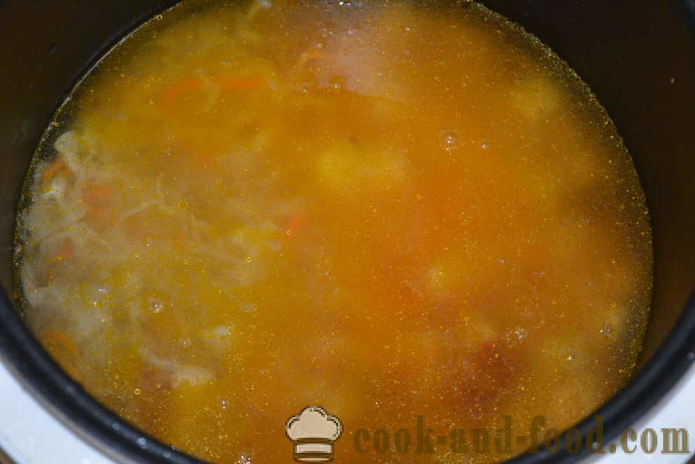 Sour soppa surkål med kött multivarka - hur man lagar soppa surkål i multivarka, steg för steg recept foton