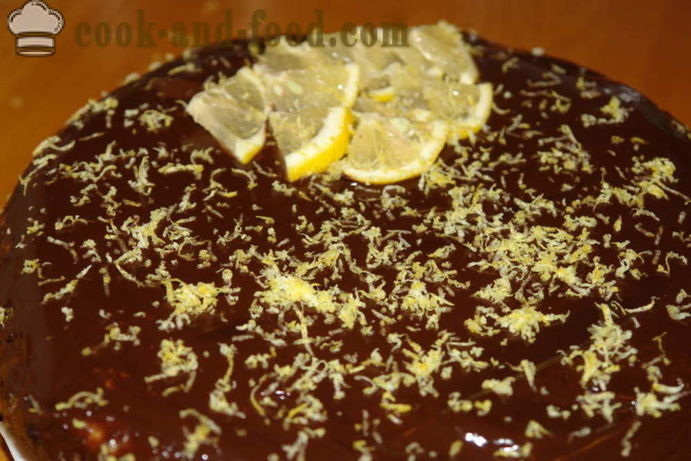 En läcker choklad sockerkaka med gräddfil - hur man gör en chokladkaka, ett steg för steg recept foton