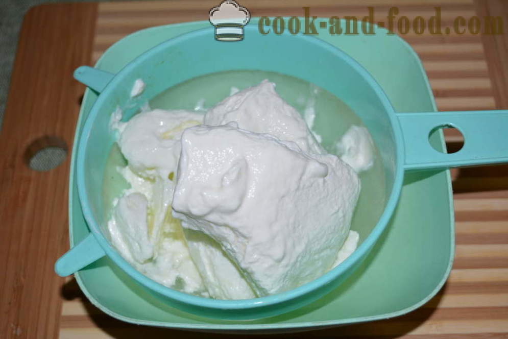 Keso fryst yoghurt - hur man gör ost från affären yoghurt hemma, steg för steg recept foton