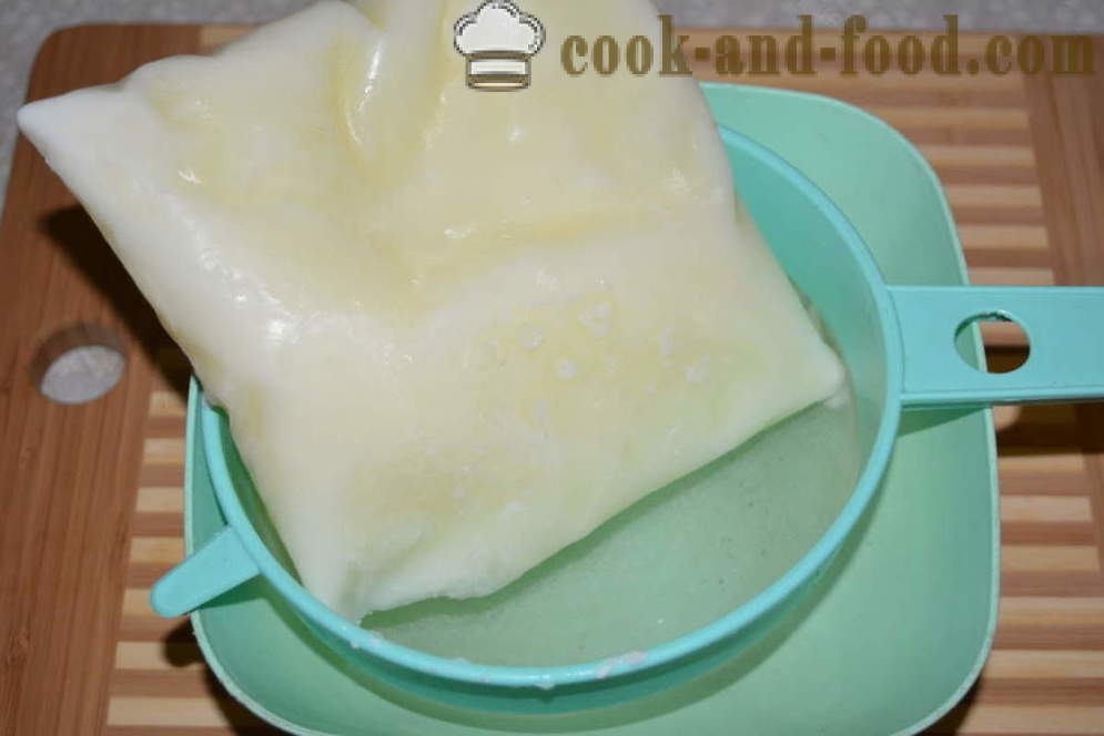 Keso fryst yoghurt - hur man gör ost från affären yoghurt hemma, steg för steg recept foton