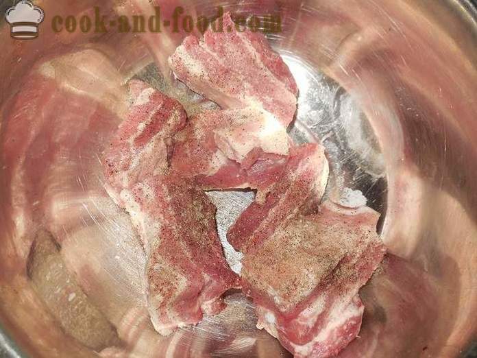 Läckra färskpotatis bakas i ugnen med köttet - så läckra bakverk färskpotatis i hålet receptet med foton, steg för steg
