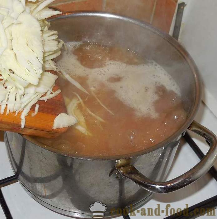 Läcker hemlagad soppa med bönor i Ukraina - hur man lagar soppa med bönor i Ukraina - ett steg för steg recept foton