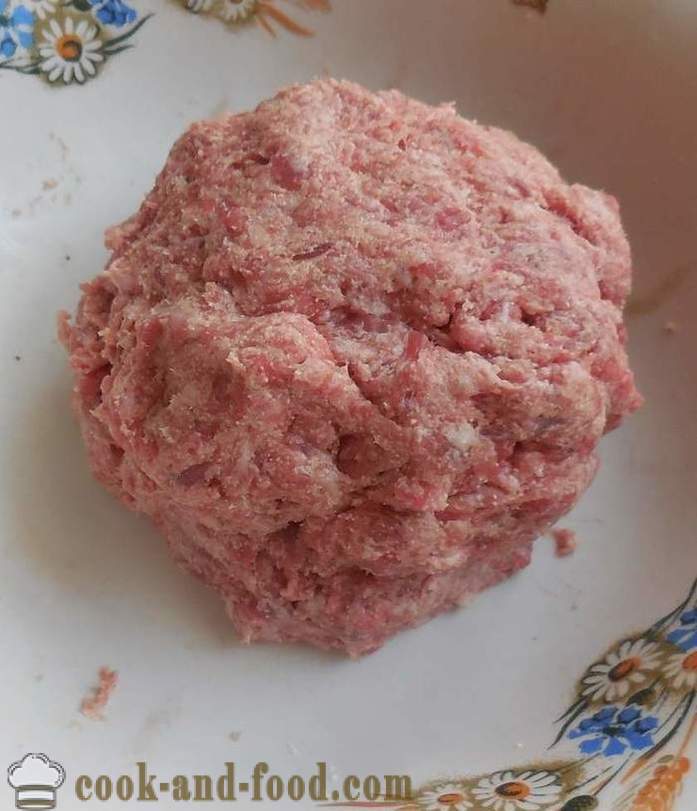 Soppa med köttbullar av malet kött och gryn - hur man lagar soppa och köttbullar - en steg för steg recept foton