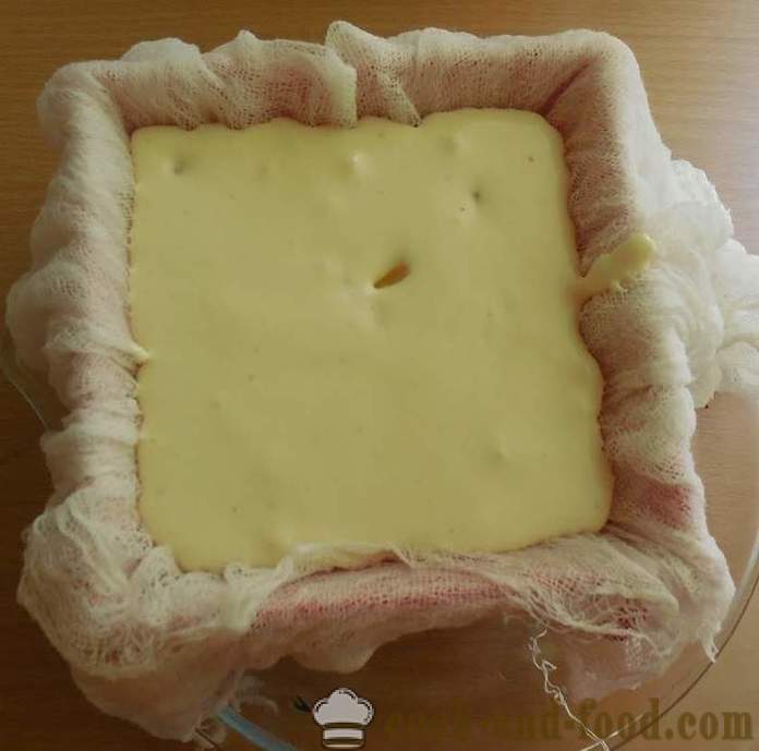 Läcker hemlagad ostmassa med kanderad påsk brygga - en steg för steg recept med bilder hur man gör keso påsk hemma