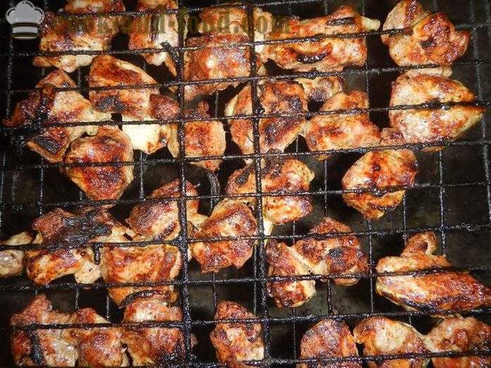 Juicy fläsk på grillen - hur man marinera köttet för kebab, grill, grillning eller stekning på grillen recept med bilder.
